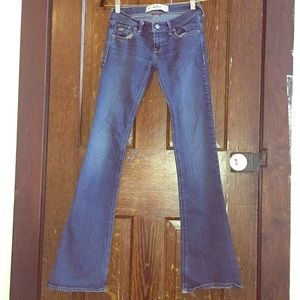 Hollister Woman’s Flared Jeans 👖